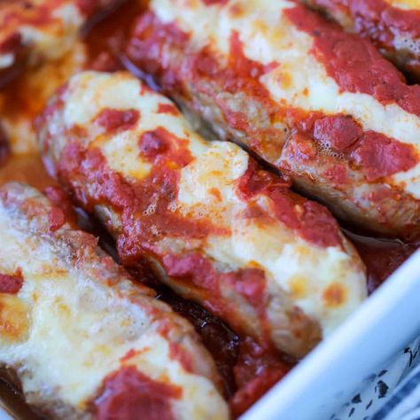 Italian Stuffed Sausages Recipe with Cheese Inside - Whole Lotta Yum Mild Italian Sausage Recipes, String Cheese Recipes, Stuffed Italian Sausage, Baked Italian Sausage, Stuffed Sausage, Italian Sausage Recipe, Whole Lotta Yum, Best Sausage, Italian Sausage Recipes