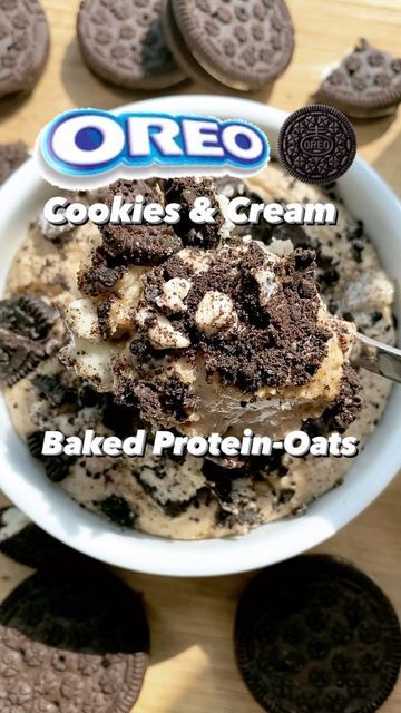 Kathryn Donangelo on Instagram: "COOKIES & CREAM Protein-Baked Oats🖤🤍 ✨Here's what you need to make 2 servings: Base: 3/4 cup oats 1/2 cup milk (I used unsweetened almond milk) 1/2 teaspoon baking powder 2 tablespoons pure maple syrup or honey 2 egg whites 1 scoop cookies and cream protein powder 1 teaspoon vanilla extract 2 Oreos or Joe-Joe's cookies from @traderjoes ✨Here's how to make this: 1️⃣ Preheat oven to 350 degrees F. Add all of the base ingredients to a food processor or blender Baked Oats No Protein Powder, Quest Cookies And Cream Protein Powder Recipes, Cookies And Cream Protein Powder, Protein Brownie Baked Oats, Scoop Cookies, Cookies And Cream Protein, Protein Baked Oats, Baking With Protein Powder, Instagram Cookies