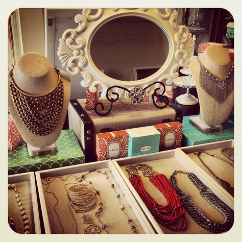 Stella & Dot trunk show displays http://www.stelladot.com/sites/katielemon Bridal Jewerly, Jewerly Display, Mens Jewerly, Jewerly Displays, Stella Dot Style, Gold Color Scheme, 2013 Fashion, Dot Dot, Diy Accessory