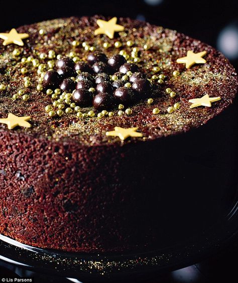 All-star Nigella Christmas: Incredibly easy chocolate fruit cake | Daily Mail Online Nigella Lawson Christmas, Xmas Cake Recipes, Easy Fruit Cake, Christmas Fruit Cake Recipe, Nigella Christmas, Chocolate Christmas Cake, Chocolate Fruit Cake, Cake Recipes Uk, Fruit Cake Recipe Christmas