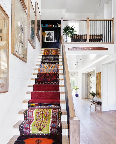 The 2023 Design Trend Report - The Interior Collective Mandy Cheng, Billy Cotton, Jessica Helgerson, Dark And Moody Interiors, Jake Arnold, Light And Dwell, 2023 Design, Colored Ceiling, Stair Runners