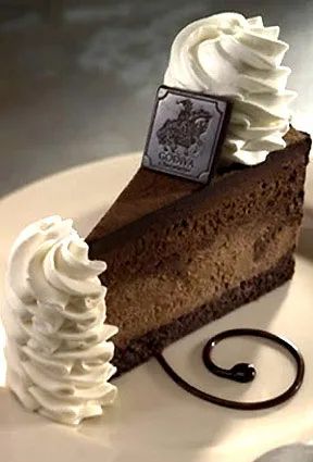 Cheesecake Factory Godiva Chocolate Cheesecake Copycat | You're Gonna Bake It After All Cheesecake Factory Restaurant, German Chocolate Cheesecake, Factory Restaurant, Cheesecake Factory Recipes, Dessert Oreo, Restaurant Copycat, Godiva Chocolate, Copycat Restaurant Recipes, Cheesecake Factory