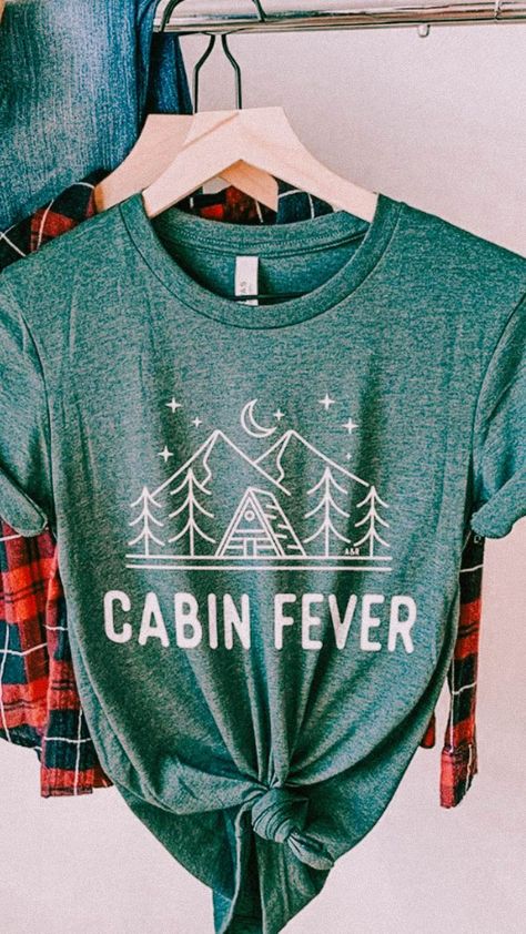 Boho Cabin, Cosy Cabin, Hipster Aesthetic, Cabin Vibes, Cabin Theme, Cabin Trip, Travel Tshirt, Camping Shirts, Cabin Camping