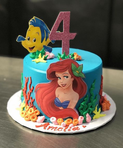 50 Most Beautiful looking Disneys Ariel Cake Design that you can make or get it made on the coming birthday. Ariel Cake Design, Ariel Cake Ideas, Ariel The Little Mermaid Cake, Princess Ariel Cake, Cake Ariel, Ariel Birthday Cake, The Little Mermaid Cake, Sirenita Cake, Little Mermaid Birthday Cake