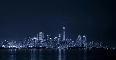 Wallpaper Toronto, Aesthetic Laptop, Toronto Skyline, Night Scenery, Macbook Wallpaper, My Place, Night Aesthetic, Laptop Wallpaper, Cn Tower