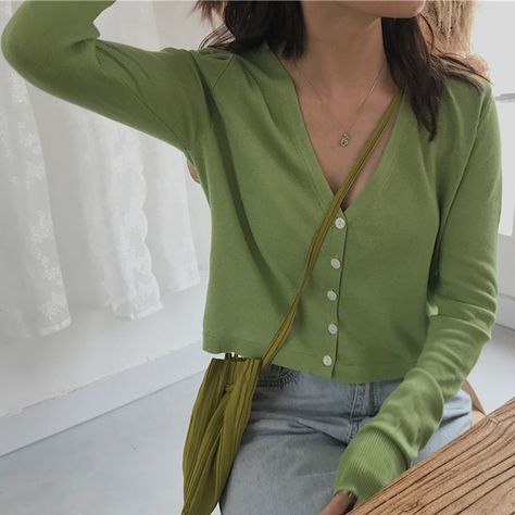 728f206c2a01bf572b5940d7d9a8fa4cdesc54504089ri Green Cardigan Outfit, Green Knit Sweater, Suit Jackets For Women, Cardigan Crop, Green Cardigan, Cardigan Outfits, Ulzzang Fashion, Button Cardigan, Avocado Green