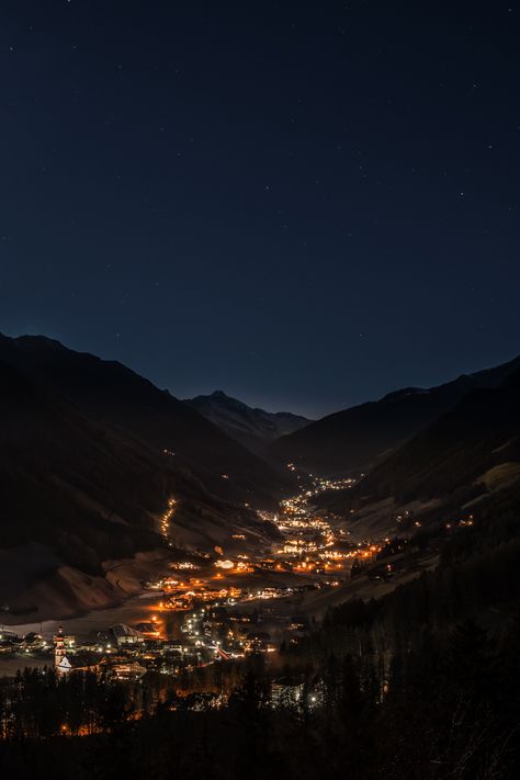 lights near hills photography #mountains #night #building #sky #5K #wallpaper #hdwallpaper #desktop Birds Eye View Photography, Pretty Phone Backgrounds, Infinity Wallpaper, City Shoot, Mountain Images, Amoled Wallpapers, Mountain City, Beautiful Night Images, Anime City