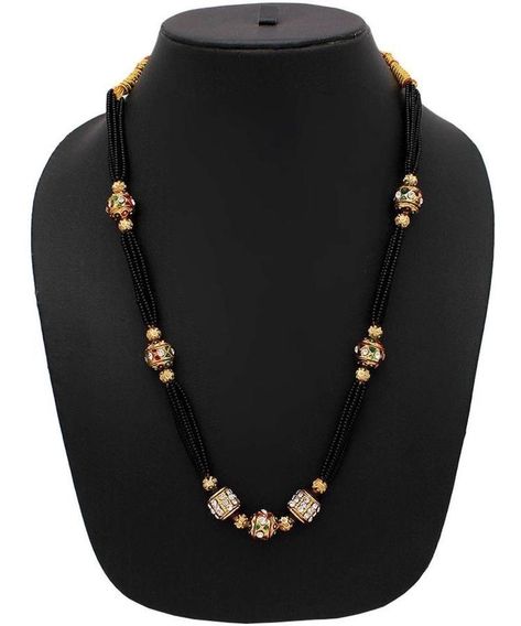 Black Beads Necklace Indian Gold, Black Beads Necklace Indian, Pearls Dress, Bead Dress, Black Beads Mangalsutra, Ideas Embroidery, Beads Designs, Beautiful Gold Necklaces, Gold Mangalsutra Designs