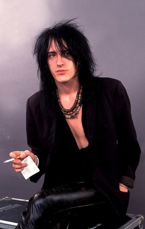 Izzy Stradlin Izzy Stradlin, Rock Boys, Peter Steele, Paul Stanley, 80s Bands, Glam Metal, Axl Rose, Mötley Crüe, Jon Bon Jovi