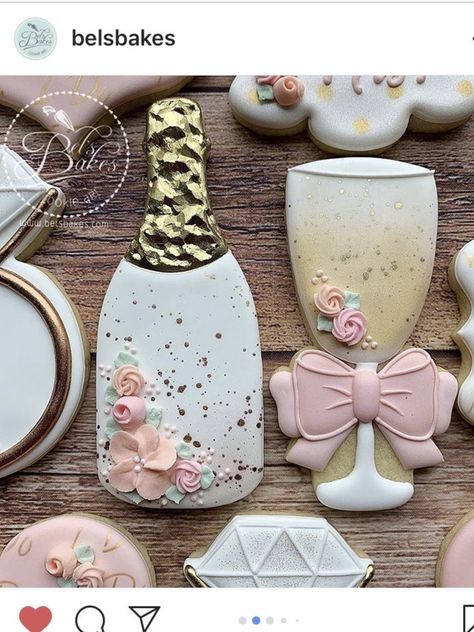 Wine Cookies, Gold Cookies, Bachelorette Cookies, Engagement Cookies, Flower Sugar Cookies, Bridal Cookies, Royal Iced Cookies, Book Cake, Bridal Shower Cookies