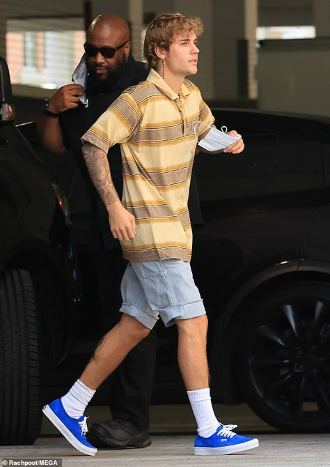 Vans Outfit Men, Justin Bieber Outfits, Justin Bieber Style, Justin Bieber Images, Justin Bieber Wallpaper, Jordan Outfit, Vans Outfit, Outfits Retro, I Love Justin Bieber