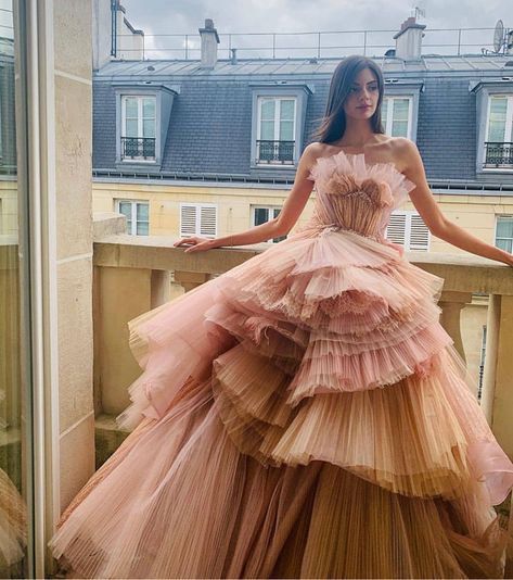 Aesthetic Ball Gowns, Ballroom Dresses, Couture Candy, Colour Inspiration, Pink Gowns, Pretty Prom Dresses, Fantasy Dress, Prom Dresses Ball Gown, Glam Dresses