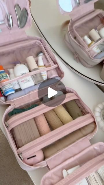 •nadia• on Instagram: "not the bubble jump scare 😭 pack my toiletry bag with me for a week at the beach ☀️🏖️ this bag holds everything i need & keeps everything nicely organized throughout the whole trip! love how it hangs to save counter space and the jewelry section is 🤌🏼 bag & other travel items listed on my amzn storefront under ‘travel essentials’ 🫶🏼 link in bio! #amazontravelmusthaves #amazontravelessentials #bagsmart #bagsmarttoiletrybag #toiletrybag #largetoiletrybag #hangingtoiletrybag #travelcontainers #packwithme #asmrpacking #notalkingasmr" Bagsmart Toiletry Bag, Diy Travel Organizer, Toiletry Bag Essentials, Beauty Bag Essentials, Hygiene Bag, Toiletries Organization Travel, Packing Toiletries, Diy Toiletries, Skincare Bag