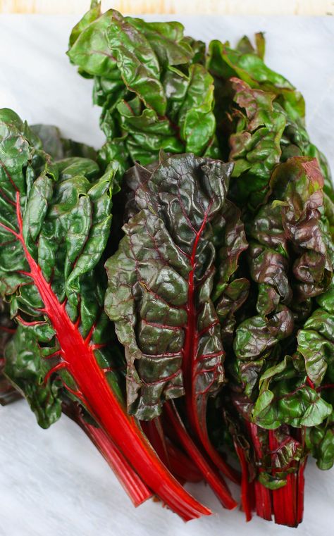 Chard Recipes Healthy, Swiss Chard Salad, Sauteed Swiss Chard, Red Chard, Veggie Box, Southern Greens, Swiss Chard Recipes, Garlic And Olive Oil, Chard Recipes