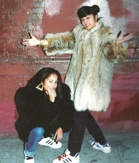 Hey #Friday hey . - - - #1980s #nyc #adidas #hiphop #vintage #bgirl #80s #retro 80s New York Fashion Hip Hop, Hip Hop History, 80s Hip Hop Fashion, Hip Hop Style Women, Jamel Shabazz, Cultura Hip Hop, History Of Hip Hop, 80s Hip Hop, Real Hip Hop