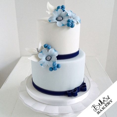 Blue cake Weddings Idea, Elegant Cake, Special Cakes, Buttercream Cakes, Blue Cakes, Engagement Cakes, Elegant Cakes, Cake Gallery, Special Cake