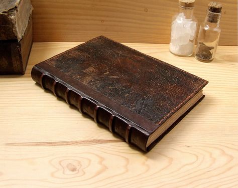 Large Leather Journal / Blank Book, Old Leather Cover - Time Travel Old Leather Journal, Undead Warlock, Old Leather Book, Character Props, Large Leather Journal, Book Old, Book Design Inspiration, Dnd Items, Leather Sketchbook