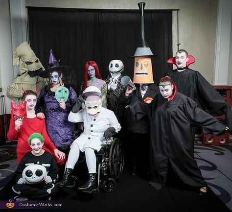 Nightmare Before Christmas Cosplay, Christmas Character Costumes, Dr Finkelstein, Family Themed Halloween Costumes, Nightmare Before Christmas Costume, 2015 Halloween Costumes, Christmas Cosplay, Sally Nightmare Before Christmas, Costume Works