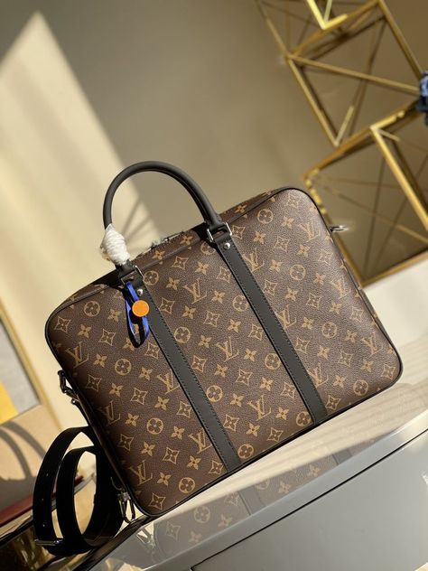 Hot Bags, Laptop Bags, Louis Vuitton Speedy Bag, New Handbags, Shiva, Laptop Bag, Louis Vuitton Damier, Louis Vuitton Bag, Louis Vuitton Monogram