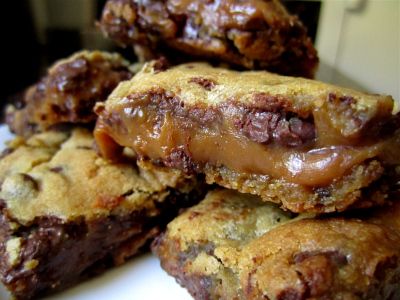 Caramel Cookies Bars, Caramel Cookies, Peanut Butter Bars, Best Chocolate Chip Cookie, Fun Easy Recipes, Semi Sweet Chocolate Chips, Best Chocolate, Cookie Bars, Stick Of Butter