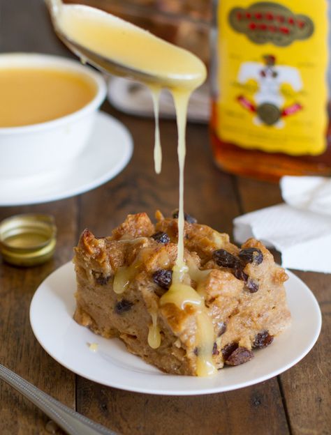 Bread Pudding with Hot Butter Rum Sauce -- nothing more comforting on a cool fall day as a nice big slice, well okay - chunk - of bread pudding. And, wow this sauce sounds amazing! Yummy!! Hot Butter Rum, Irish Bread Pudding, Butter Rum Sauce, Irish Bread, Rum Sauce, Butter Rum, Bread Pudding Recipe, Oatmeal Raisin Cookies, Raisin Cookies