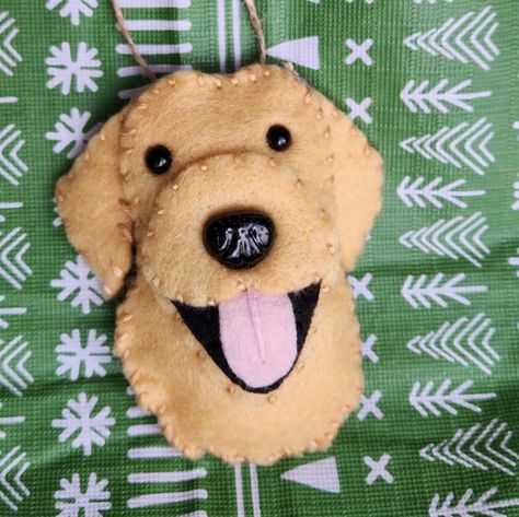 Felt Dog Ornament Pattern Free, Dog Felt Ornaments, Felt Dog Pattern, Felt Dog Ornament, Kids Giveaway, Felt Birds Ornaments, Felt Crafts Christmas, Christmas Felt, Comfort Gifts