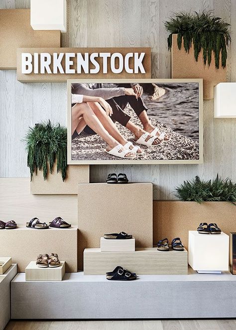 Shoe Store Design, Store Shelves Design, Shop Facade, Shoe Room, 포트폴리오 레이아웃, Beach Stores, Retail Merchandising, Retail Store Design, Boutique Interior