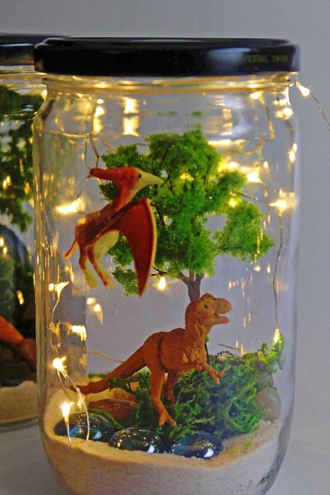 DIY Summer Camp At Home: Dinosaur Theme - Extreme Couponing Mom Dino Summer Camp, Plastic Dinosaur Crafts, Cool Art Project Ideas, Dinosaur Diy Crafts, Dinosaur Summer Camp Activities, Dinosaur Gift Ideas, Dinosaur Diy Decor, Diy Dinosaur Decor, Dino Crafts