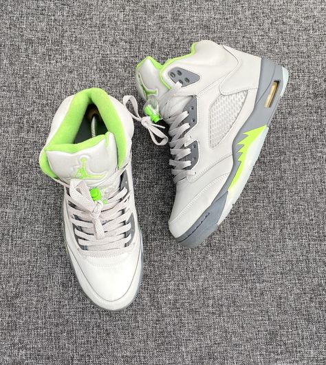 Air Jordan 5 Retro Green Bean Size 42.5 Dm WhatsApp +255743409264 We Deliver Worldwide✅ “MIKAZO🏦Fa life” Jordan 5 Retro Green Bean, Jordan 5 Retro, Air Jordan 5 Retro, Air Jordan 5, Green Bean, Jordan 5, Green Beans, Air Jordan, Air Jordans