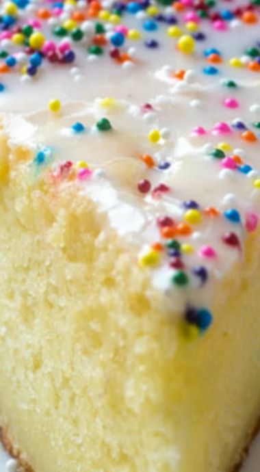 Ricotta Cake Recipes, Diy Easy Recipes, Ricotta Cake, Cake Frosting Recipe, Italian Cookies, Pound Cake Recipes, Snack Cake, Bakery Cakes, Frosting Recipes