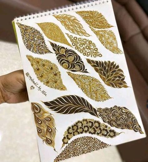 Leaf Mehendi Designs, Henna Vines, Onion Paratha, Beautiful Simple Mehndi Design, Mehndi Flower, Beautiful Mehndi Designs, Circle Mehndi, मेहंदी डिजाइन, Simple Mehndi Design