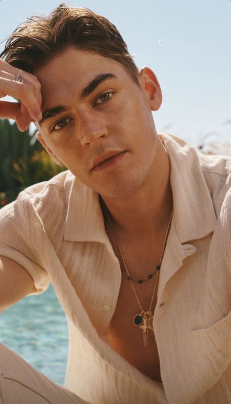 #hardinscott Hero Fiennes Tiffin Hot, Hero Fiennes Tiffin Aesthetic, Hero Fiennes Tiffin After, Hero Fiennes Tiffin Hardin, Women Suits Wedding, Fiennes Tiffin, Hot Hero, Michael Hutchence, Hardin Scott