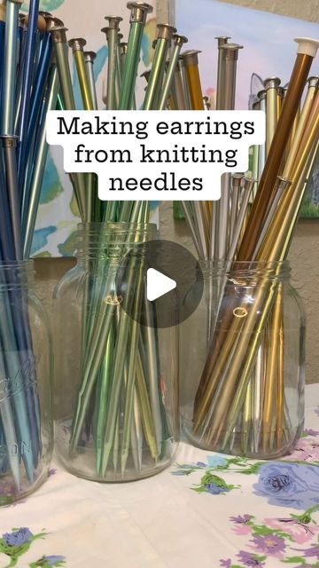 Smashed Knitting Needle Bracelet Diy, Diy Hot Glue Earrings, Etched Jewelry Ideas, Knitting Needle Jewelry Diy, Old Earrings Crafts Ideas, Diy Simple Jewelry, Diy Small Earrings, Knitting Needle Jewelry, Small Handmade Gifts Easy Diy