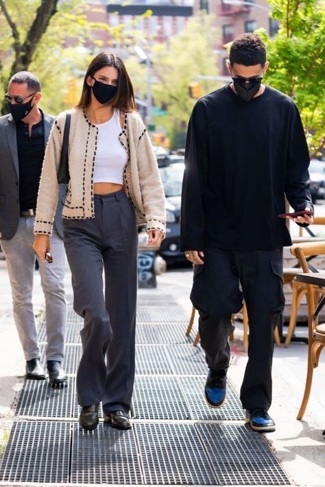 Kendall Jenner And Devin Booker, Kendall Jenner Outfits Casual, Woman In Suit, Couple Fits, Kendall Style, Devin Booker, Street Style Outfits Men, Kendall Jenner Outfits, Outfit Grid