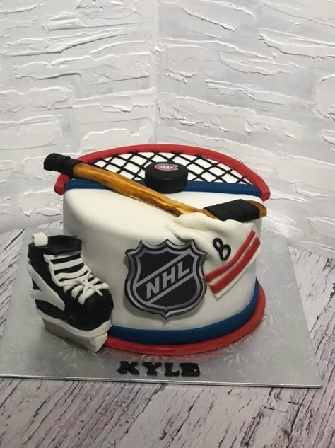 Goalie Cakes Hockey, Hockey Birthday Cake For Boys, Hockey Grooms Cake, Hockey Smash Cake, Ice Hockey Cake Ideas, Hockey Cake Ideas Birthdays, Easy Hockey Cake, Ice Hockey Birthday Cake, Hockey Themed Birthday Party Decorations