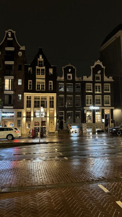 Amsterdam Amsterdam In January, Amsterdam Night, Amsterdam City Centre, Amsterdam Photography, Fav Place, Once Upon A Dream, Mood Instagram, Future Lifestyle, Landscape Pictures