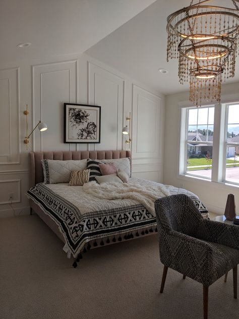 Cathedral Ceiling Bedroom, Vaulted Ceiling Bedroom, Wall Behind Bed, Wainscoting Bedroom, Vaulted Ceiling Living Room, Accent Wall Bedroom, Master Decor, Bedroom Panel, Dreamy Bedrooms