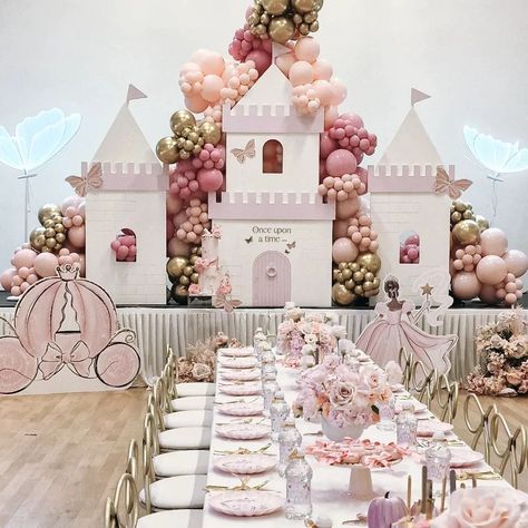 Poppy Greenhalgh | Fairytales really do come true o The most magical princess party teaparty for Timore's 5th birthday The cutest princess tea table & our… | Instagram Baby Princess Party, Ballerina Birthday Party Decorations, Castle Birthday Party, Sweet Treats Party, Fairytale Birthday, Day Planning, Magical Princess, Barbie Theme Party, Princess Birthday Party Decorations