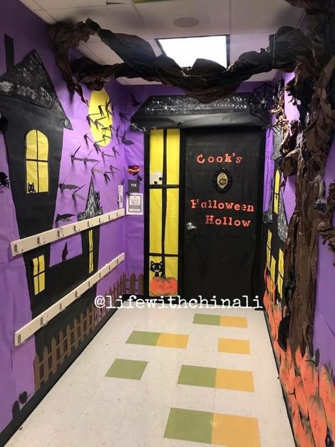 Halloween Door we did for my sons 2nd grade class Spooky School Hallway, Scary Halloween Doors For School, Halloween Themed School Dance, School Hallway Halloween Decorations, Halloween School Hallway Decorations, Halloween Hallway Decorations School, Halloween Hallway Ideas, Halloween Decorations For School, Halloween Hallway Decorations