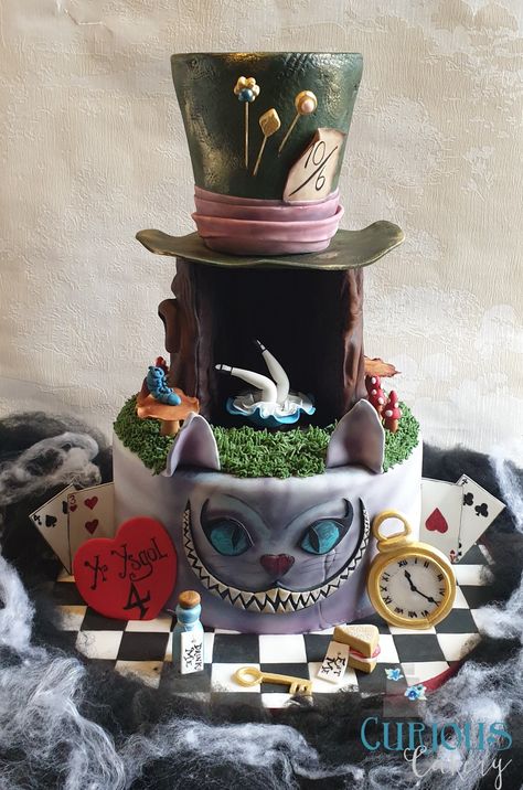 Mad Hatter Sweet 16 Ideas, Mad Hatter Cake Ideas, Mad Hatter Tea Party Cake Ideas, Alice In Wonderland Cake, Mad Hatter Cake Simple, Alice In Wonderland Cake Buttercream, Mad Hatter Cake, Alice’s Wonderland Bakery Birthday Cake, Quince Cakes