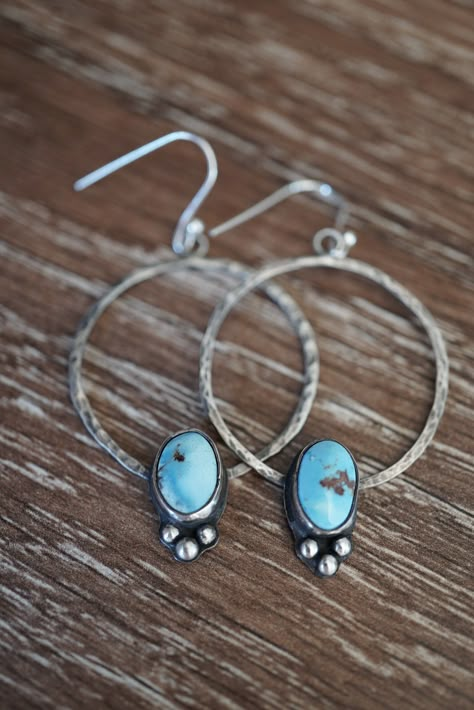 The elegant dangle hoop that goes with any outfit. Simple, yet elegant style at home or at a special occasion. Completely handmade Sterling Silver jewelry with accent stones of either Turquoise or Variscite.  *All sales are final. Sterling Silver Turquoise Jewelry, Artisan Silver Jewelry, Silversmith Jewellery Ideas, Silversmithing Jewelry Ideas, Metal Smithing Jewelry, Silversmith Earrings, Metal Jewelry Handmade, Jewel Making, Silversmithing Jewelry