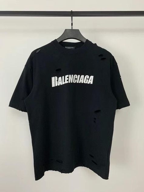 Balenciaga Tshirt Men, Balenciaga Tshirt, Tshirt Men, Men's Collection, Balenciaga, Fashion Branding, Cute Outfits, Tshirt Designs, Pasta