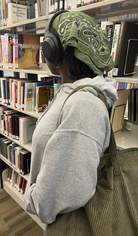 IG: @rayna.tova Study Date Outfit, Black Femininity Aesthetic, Library Date, Study Date, Femininity Aesthetic, Ladies Suits, Pinterest Contest, Digital Closet, Date Outfit