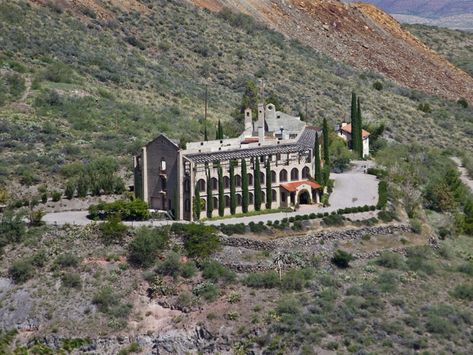 Ghost Towns Usa, Jerome Az, Jerome Arizona, Ghost City, Abandoned Town, Abandoned Cities, Paradise Travel, Spooky Places, Abandoned Amusement Parks