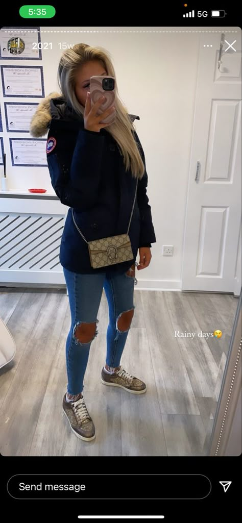 Essex Girl Outfits, Chav Outfits Winter, Essex Aesthetic, British Girl Aesthetic, Essex Style, Essex Girl, Chav Outfits, Essex Girls, Mirror Pics