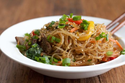 Japchae: Korean Stir Fried Noodles Stir Fry Noodles Recipe, Korean Stir Fry, Stir Fried Noodles, Fried Noodles Recipe, Favorite Pasta Recipes, Fried Noodles, Stir Fry Noodles, Bulgogi Beef, Sweet Potato Noodles