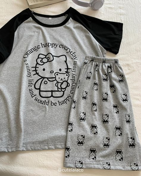 HK Summer Pajamas Set now available in cutelalaco.com. Search ‘SY1516’ to find it, Link in bio. Follow @cutelalacoshop for more cute items! #hellokitty #hellokittylover #hellokittyfan #pajamas #couplelove Pajamas Hello Kitty, Cute Pijamas, Hello Kitty Summer, Hello Kitty Design, Summer Pajama Set, Cute Items, Cute Sleepwear, Pj Shorts, Summer Pajamas