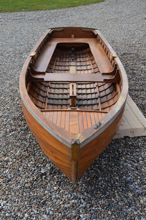 Wood Boat Building, Wooden Canoe, Dream Boat, Boat Drawing, Wooden Sailboat, Classic Wooden Boats, Wooden Boat Building, Build Your Own Boat, Row Boats