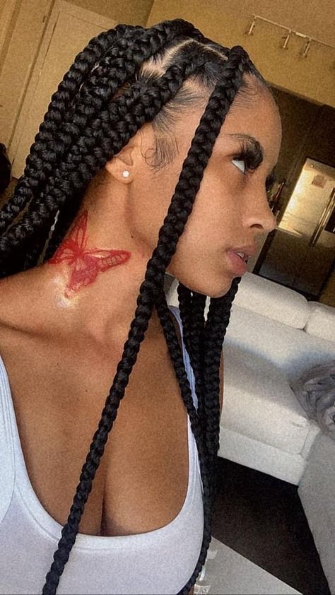 Short Knotless, Butterfly Neck Tattoo, Girl Neck Tattoos, 16 Tattoo, Knotless Box Braids, Cute Hand Tattoos, Big Box Braids, Neck Tattoos Women, Black Girls With Tattoos