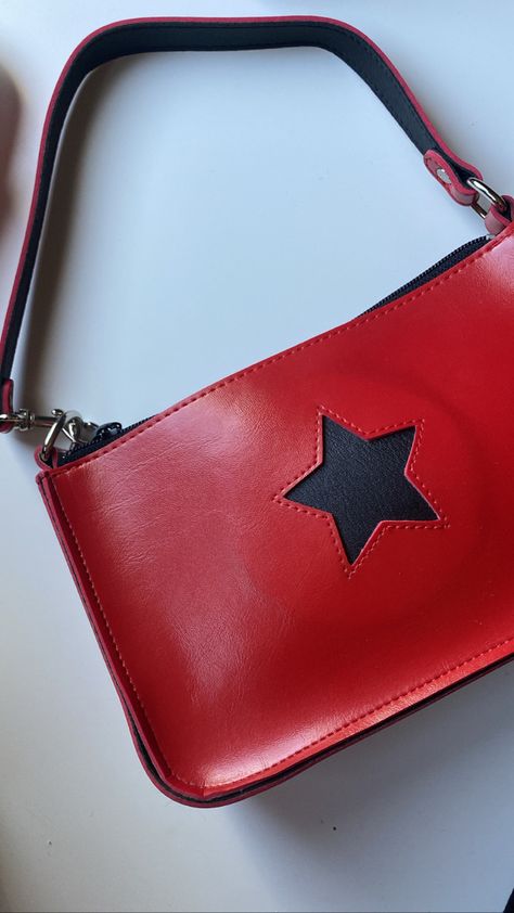 Star Bags, Red Bag Aesthetic, Star Bag, Y2k Bags Aesthetic, Vintage Handheld Red Shoulder Bag, Cheap Vintage Red Shoulder Bag, Star Purse, Vintage Red Shoulder Bag, Red And Black Purse